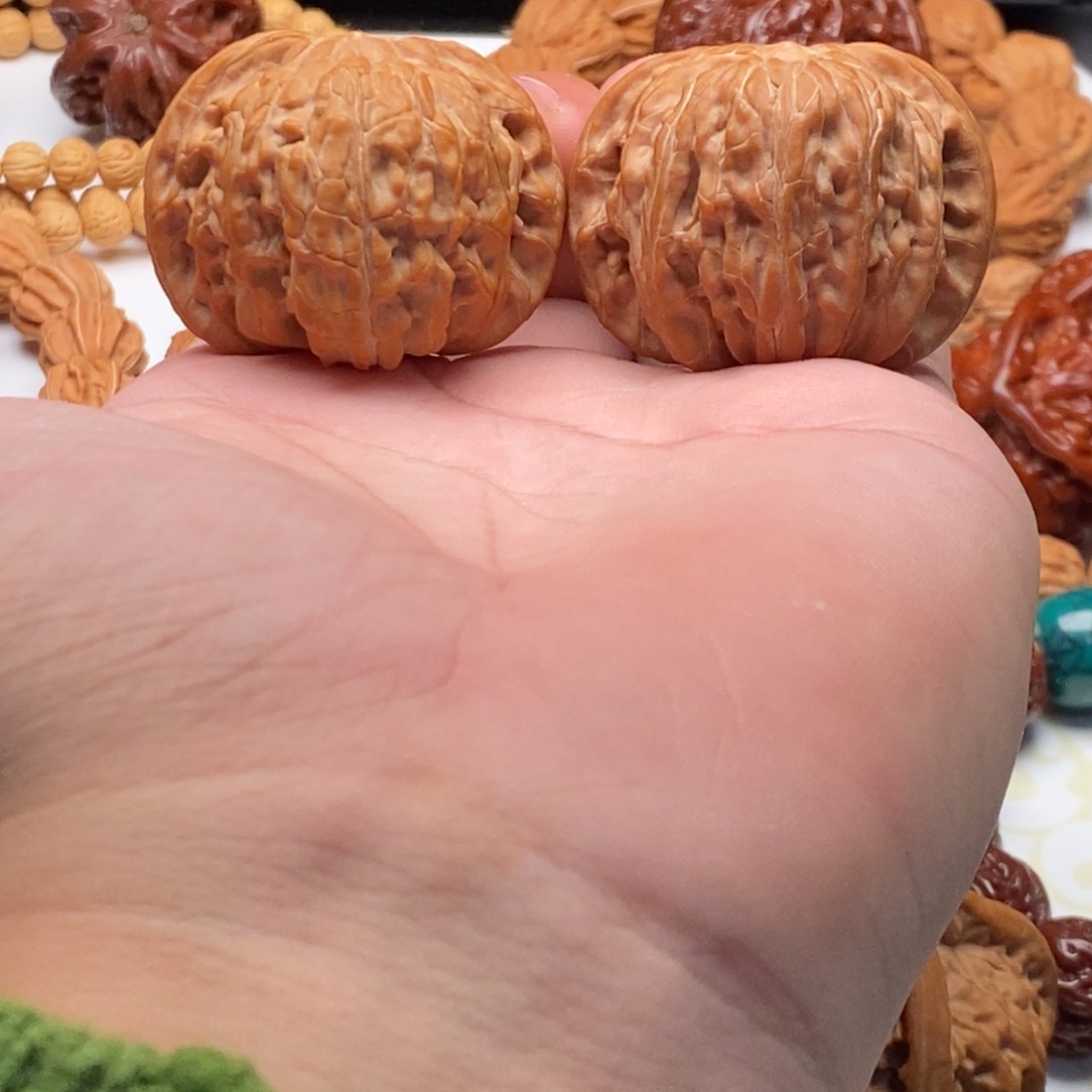 文玩核桃手串42.5全品正磨