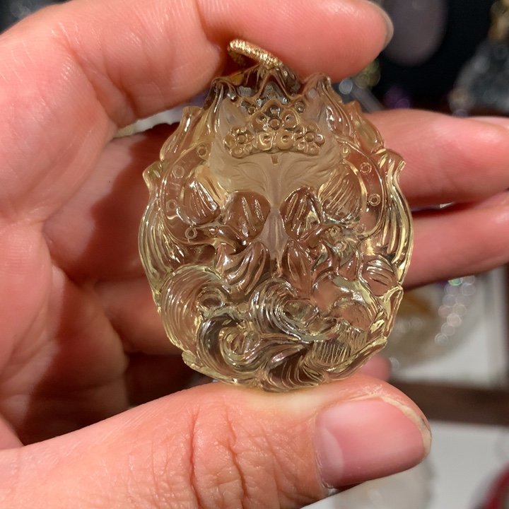 水晶颈饰未镶嵌捧****）天然