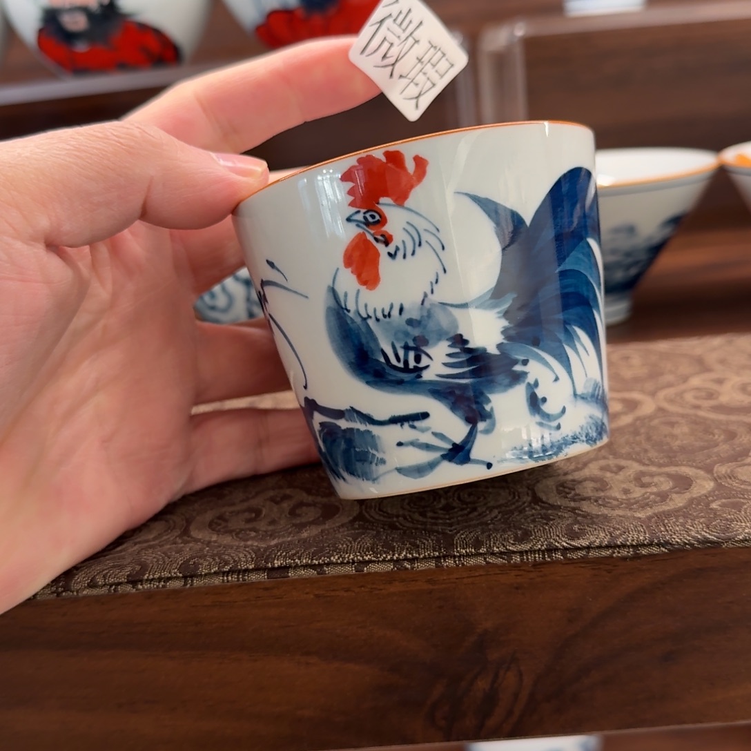 釉下手绘茶具微瑕