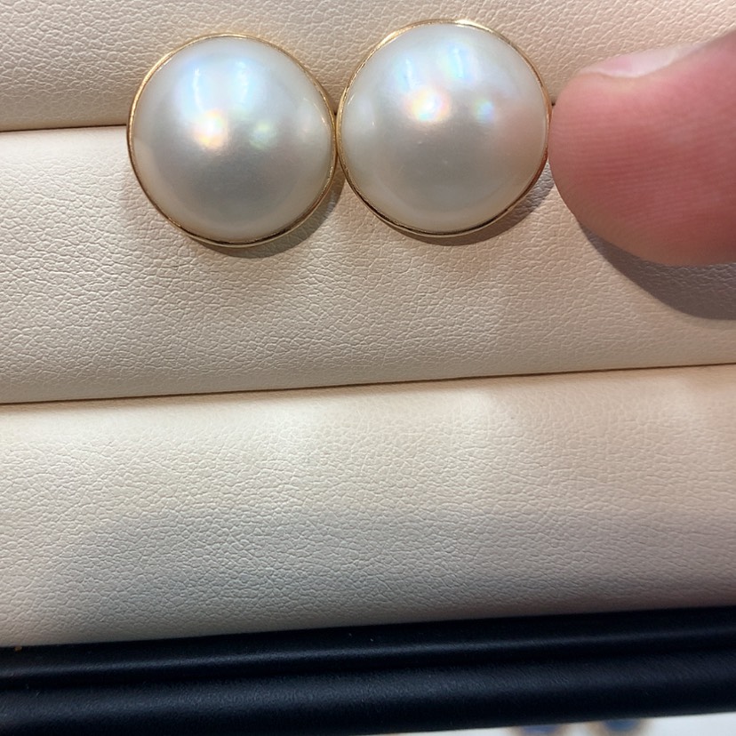 【闪购商品】耳饰拼合珍珠（马贝珠）18K金镶嵌