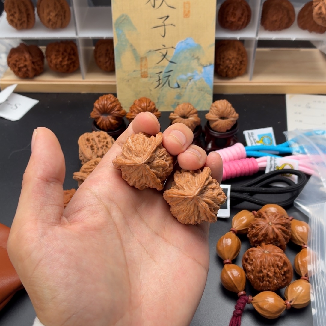 把件文玩核桃盘山三棱全品无修转圈35/35