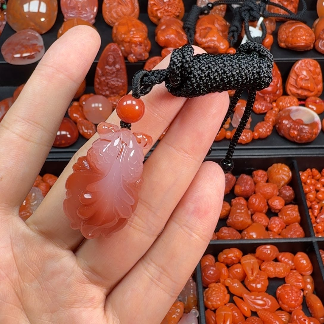 南红玛瑙金鱼未镶嵌