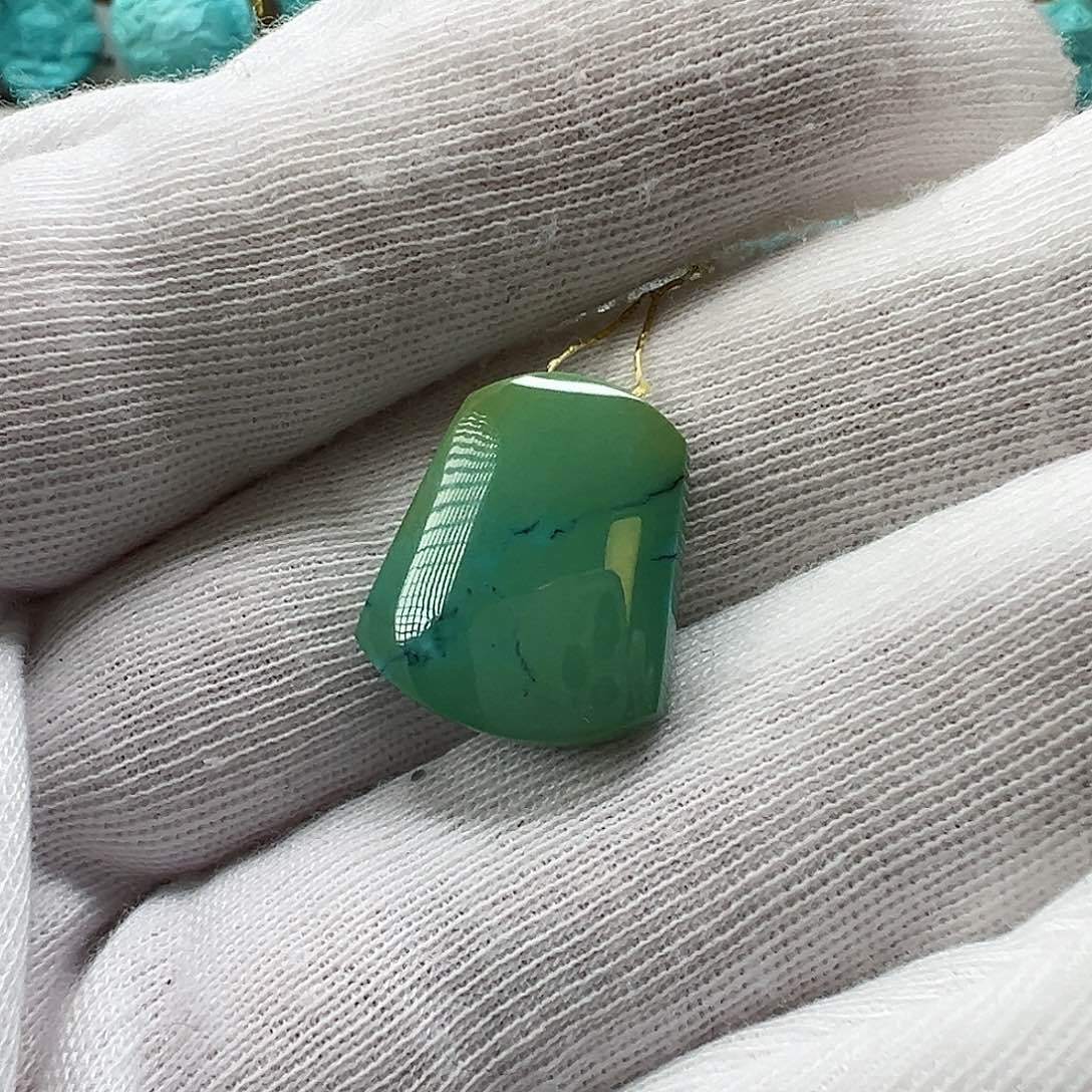 绿松石配饰未镶嵌