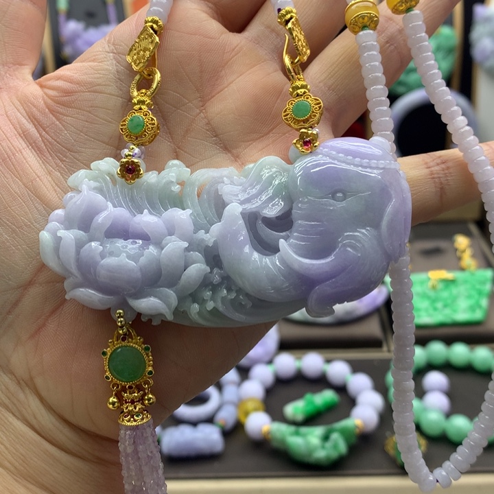 翡翠吊坠(不含链)未镶嵌