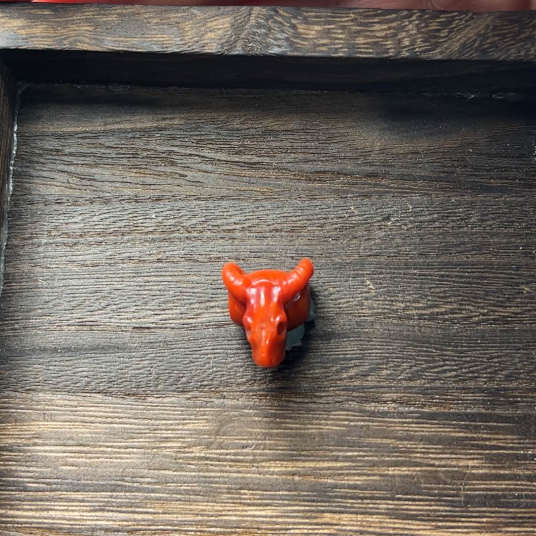 南红玛瑙吊坠(不含链)未镶嵌舞****?