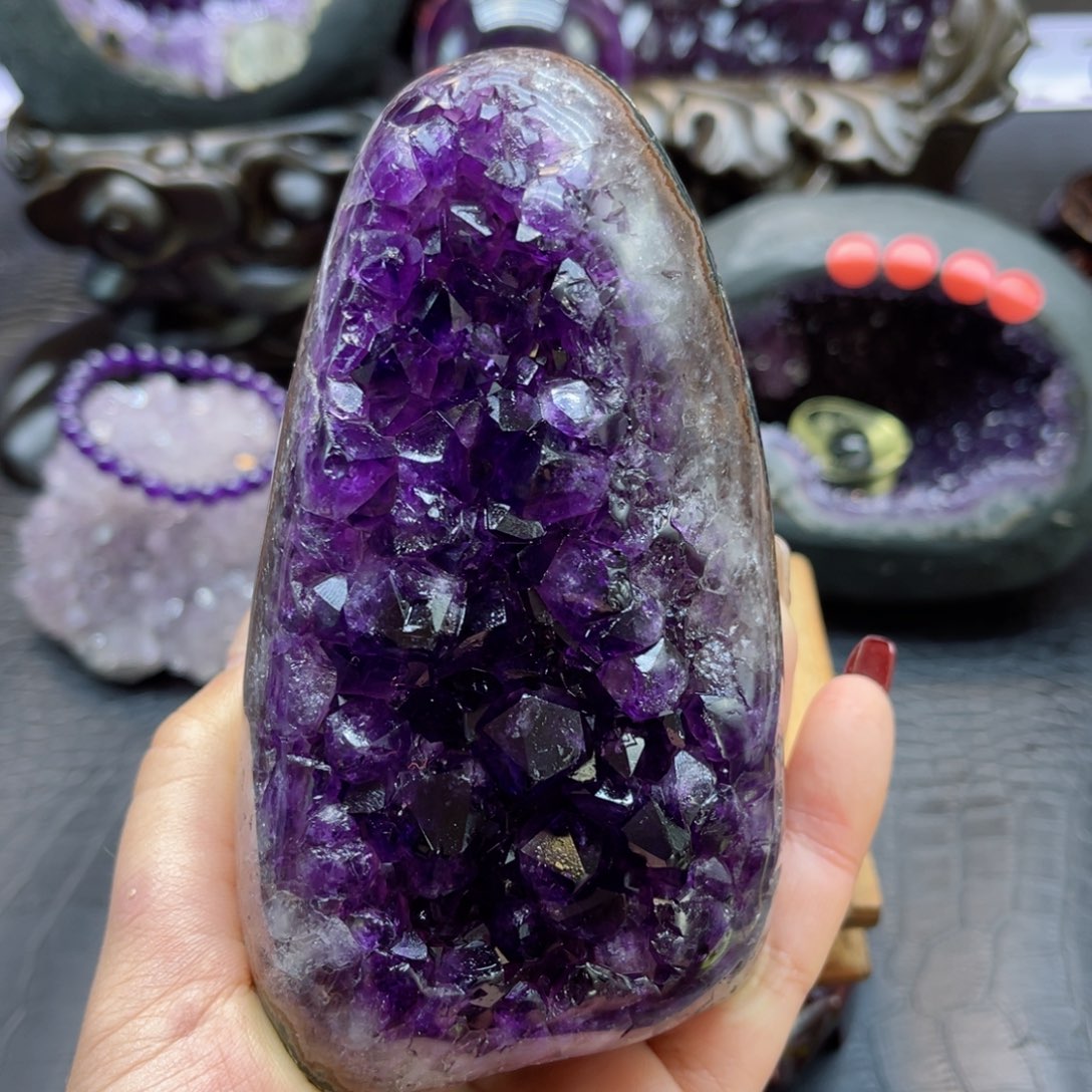 紫晶大型摆件（非配饰）未镶嵌