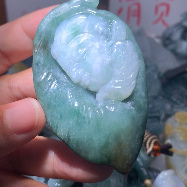 翡翠颈饰未镶嵌保真天然A货翡翠