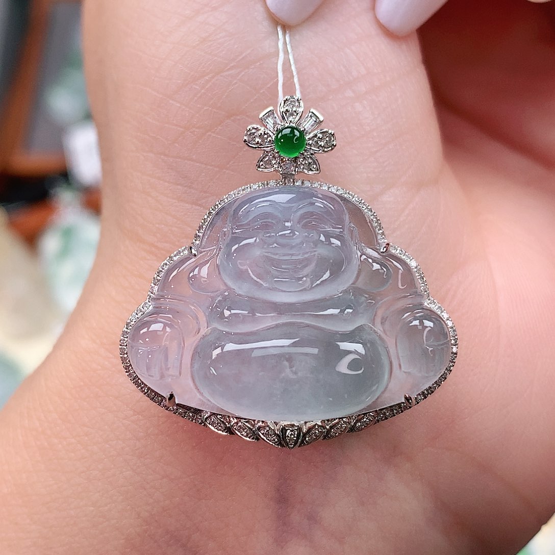 颈饰18K金镶嵌翡翠佛公