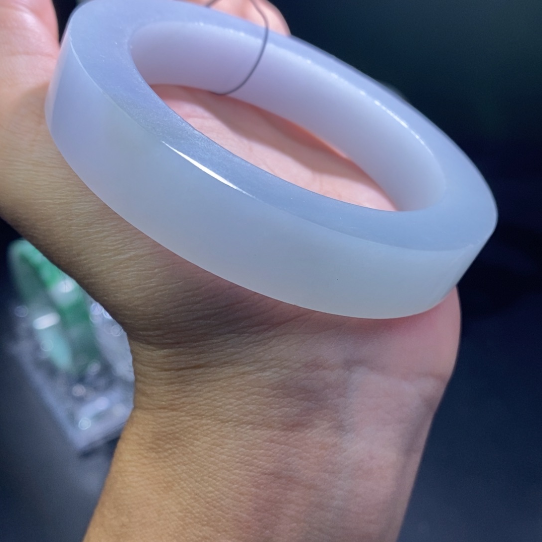 未镶嵌翡翠手镯定制翡翠开**好