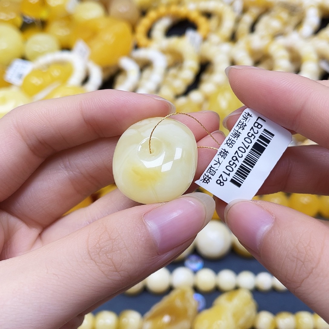 裸石蜜蜡未镶嵌扣子24✖️13mm瑕