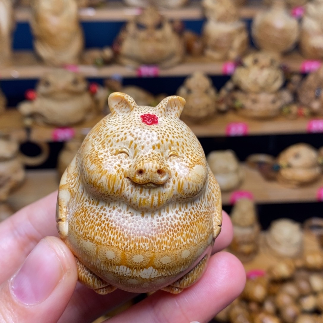 鹿***姑竹福猪竹雕手把件