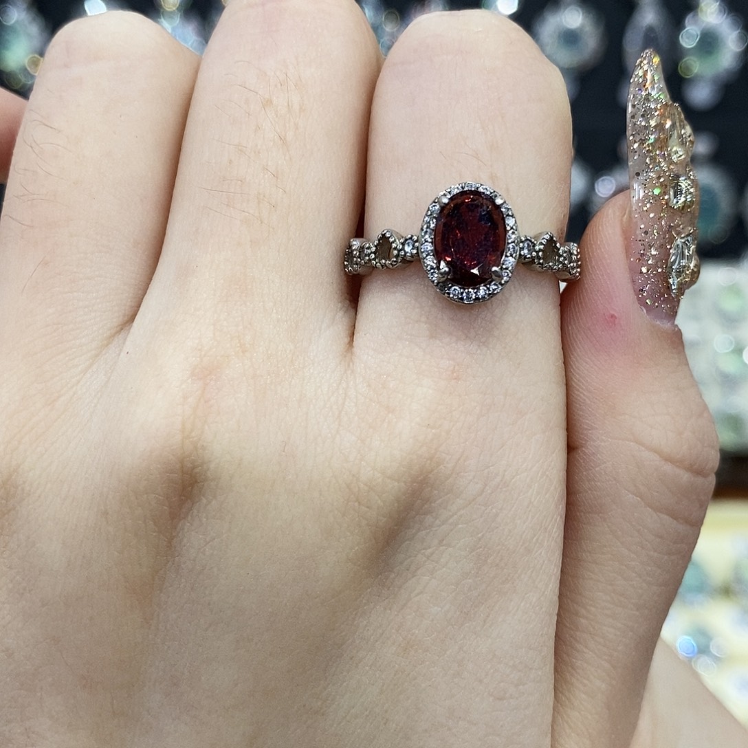 石榴石银S925镶嵌戒指