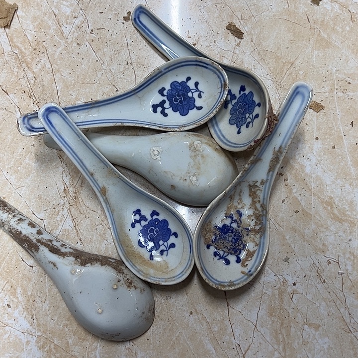 陶摆件6个芙蓉花小勺子