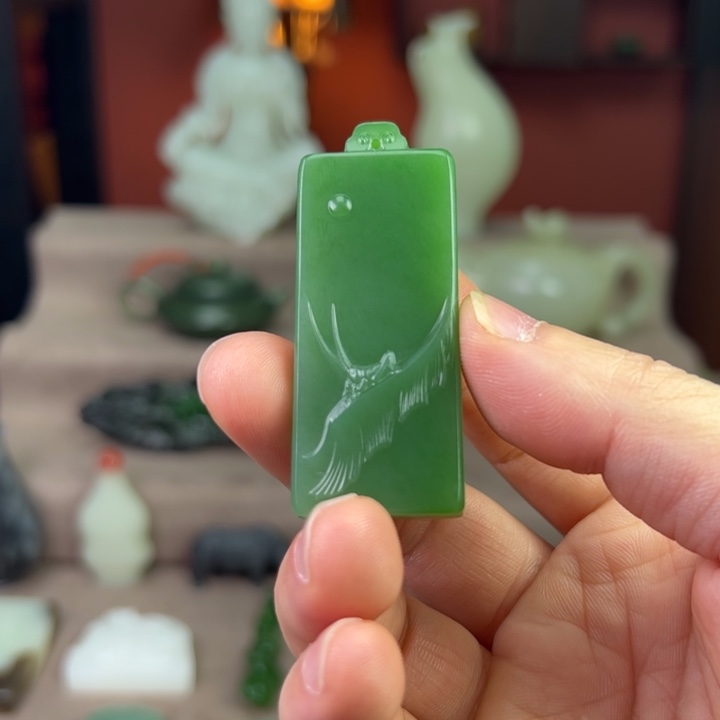 和田玉（碧玉）一鸣惊人未镶嵌老***了