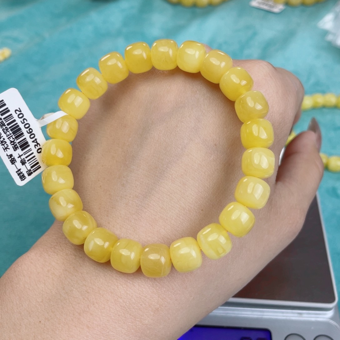 蜜蜡裸石未镶嵌蜜蜡31