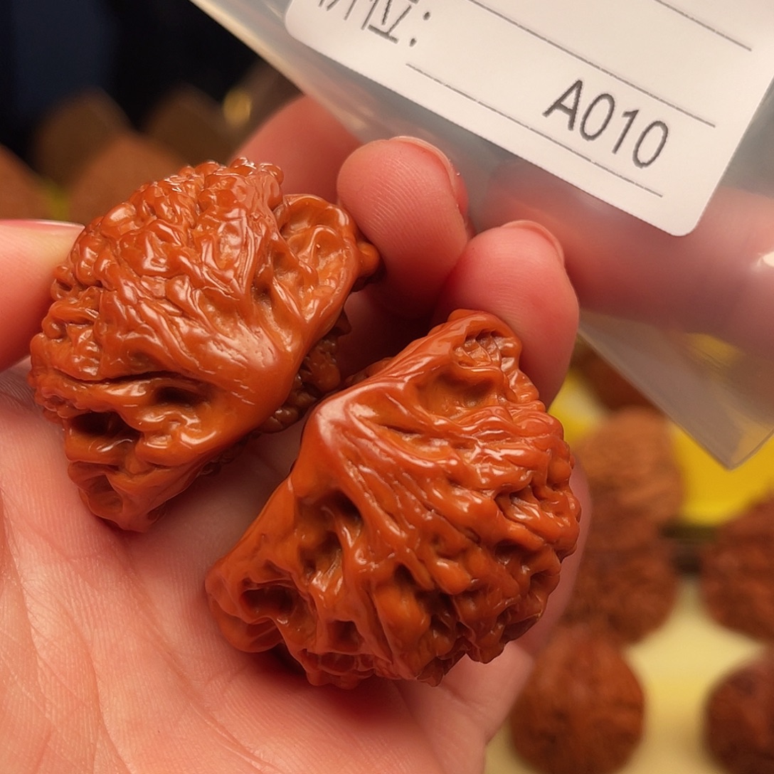 豆***丝桃核吊坠蛇头蛇头