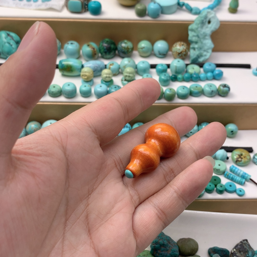 绿松石未镶嵌挂件