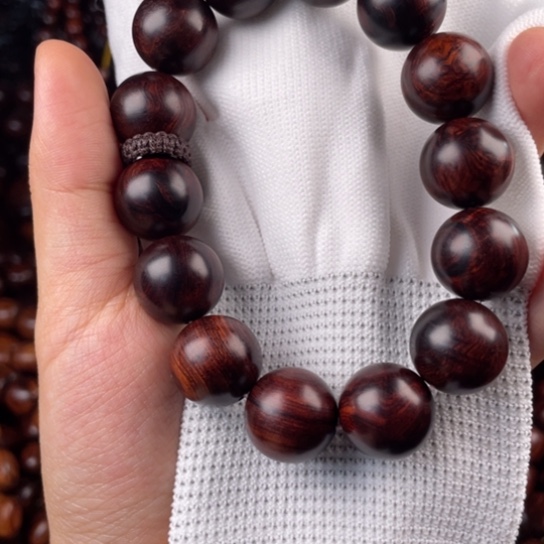 黄花梨/降香黄檀?**腾