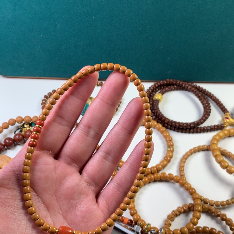 【闪购商品】橄榄核吊坠。。。。。。。。。。。