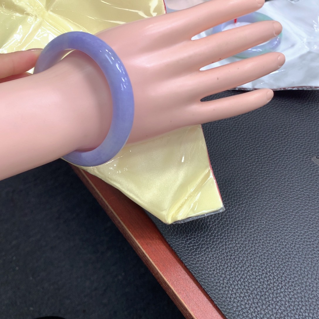 M***a未镶嵌手镯翡翠翡翠