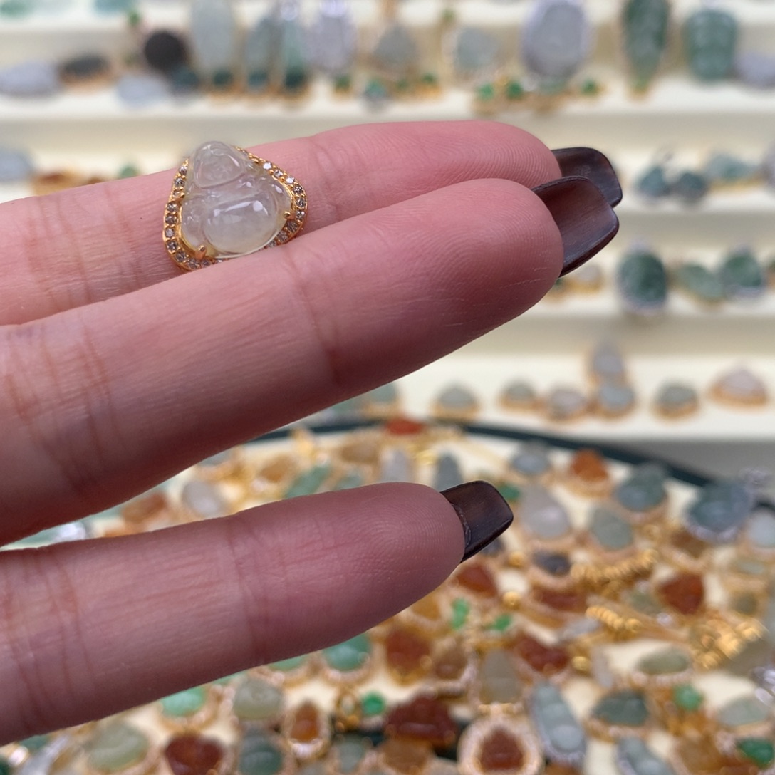 翡翠银S925镶嵌颈饰佛公