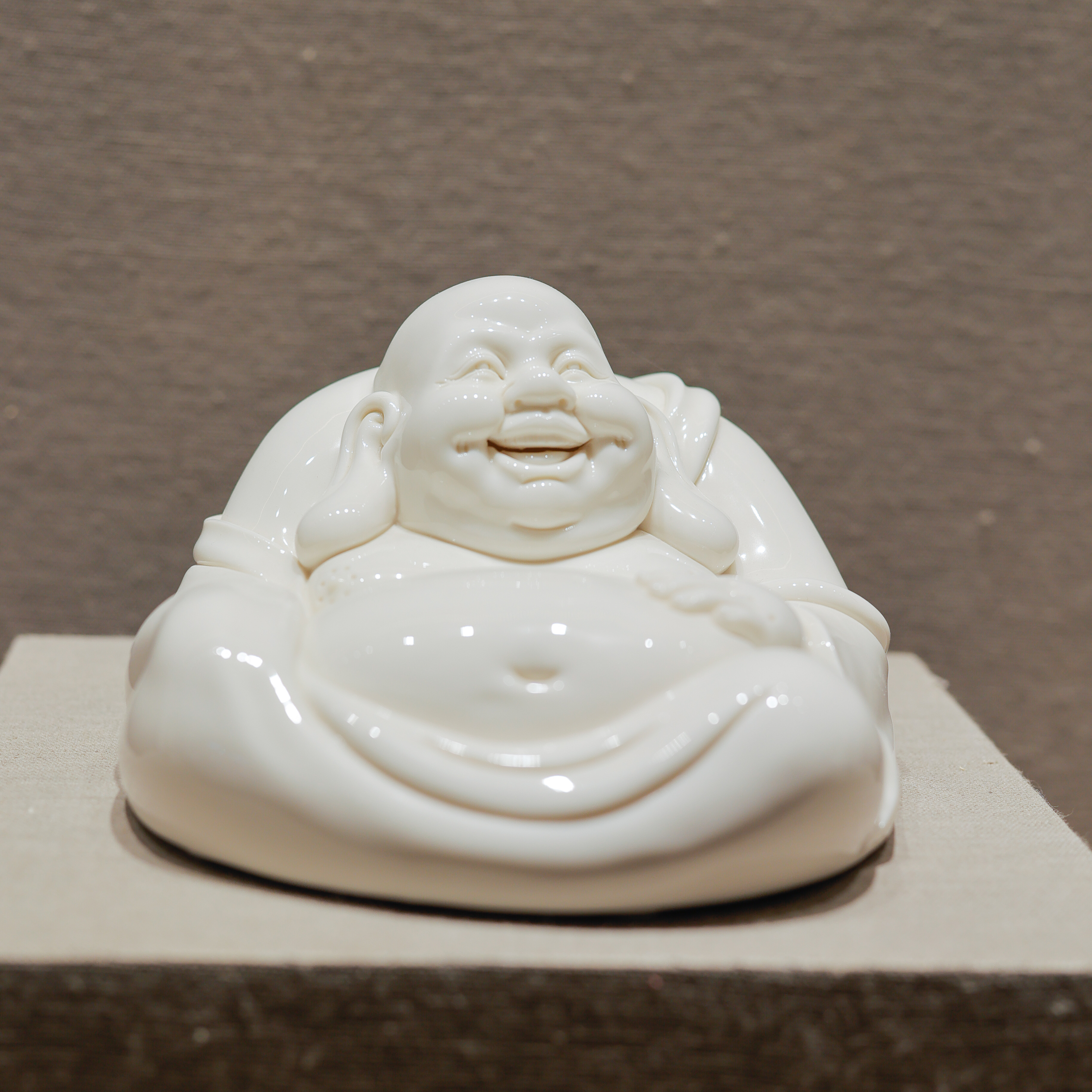 大师系列/悠然自得/福建省工艺美术大师赖瑞攀/手工雕刻/陶瓷摆件