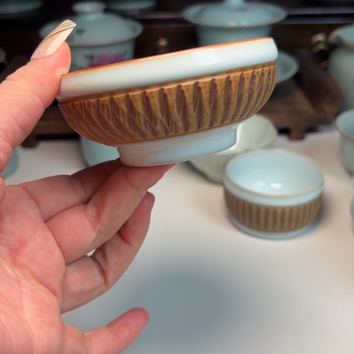 瓷片微瑕哈哈哈哈哈哈哈