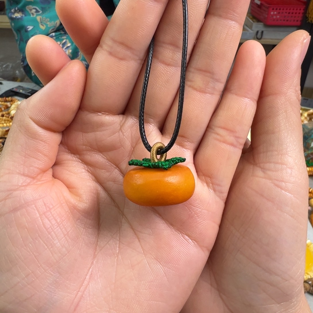 蜜蜡裸石未镶嵌蜜蜡