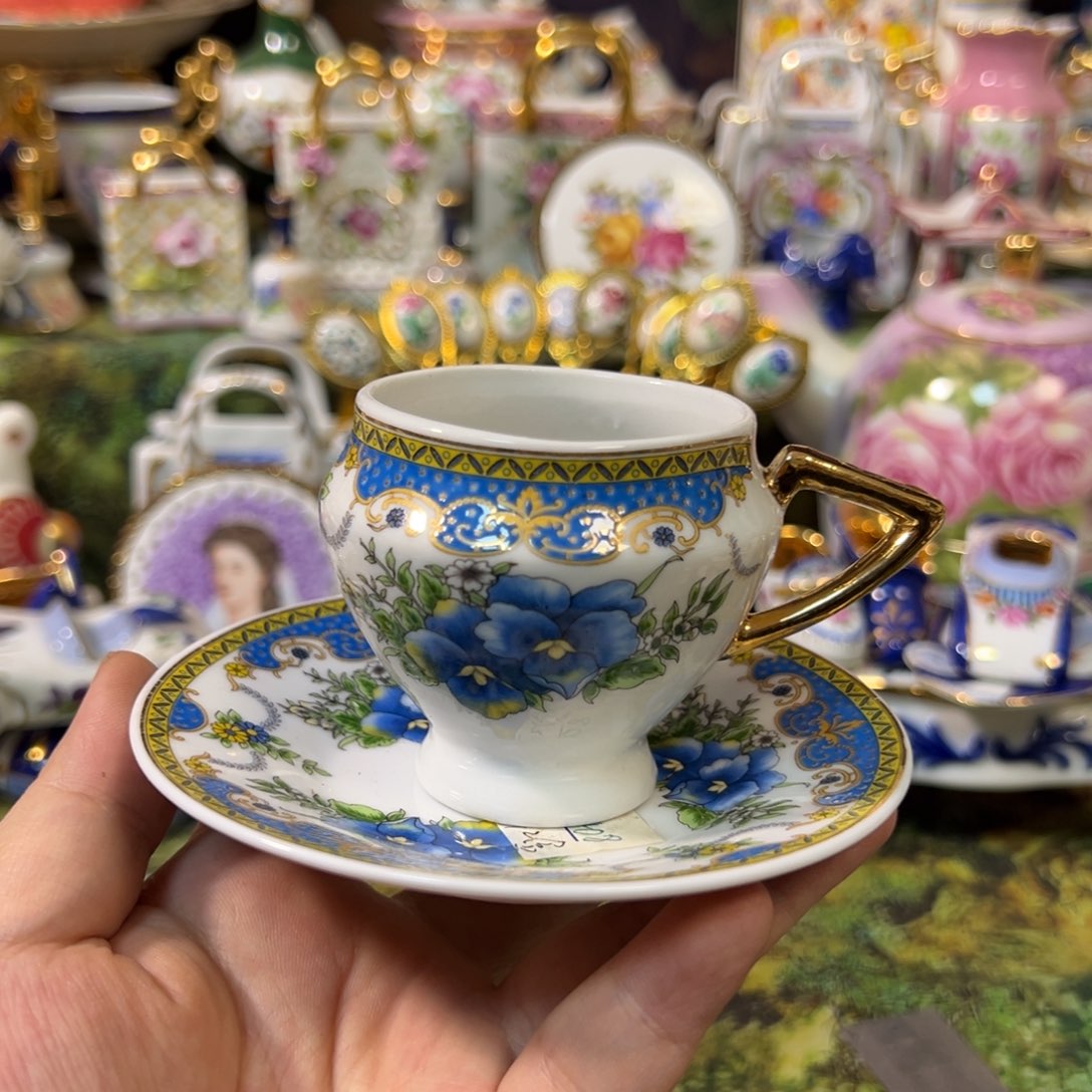 摆件鹿与海陶瓷家居用品有限公司