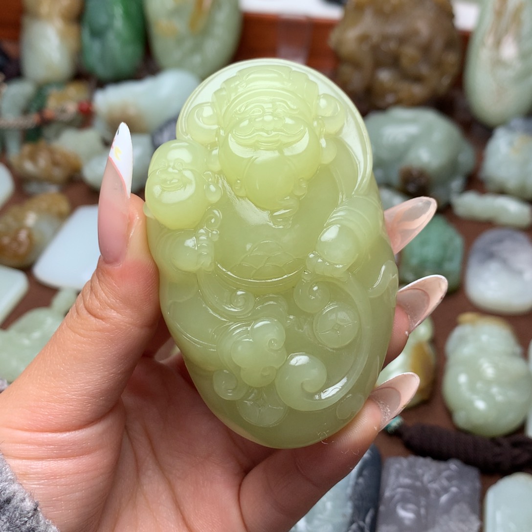 和田玉挂件未镶嵌不**李