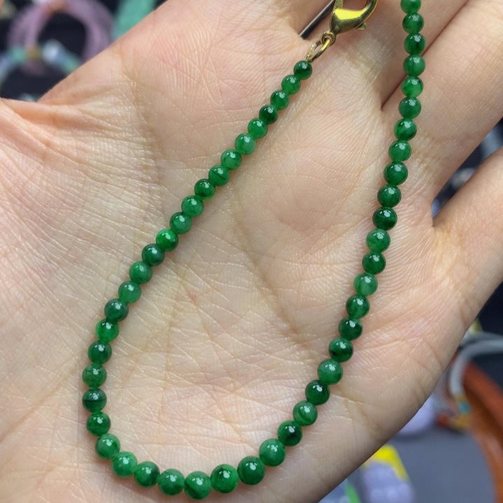 翡翠手链未镶嵌翡翠