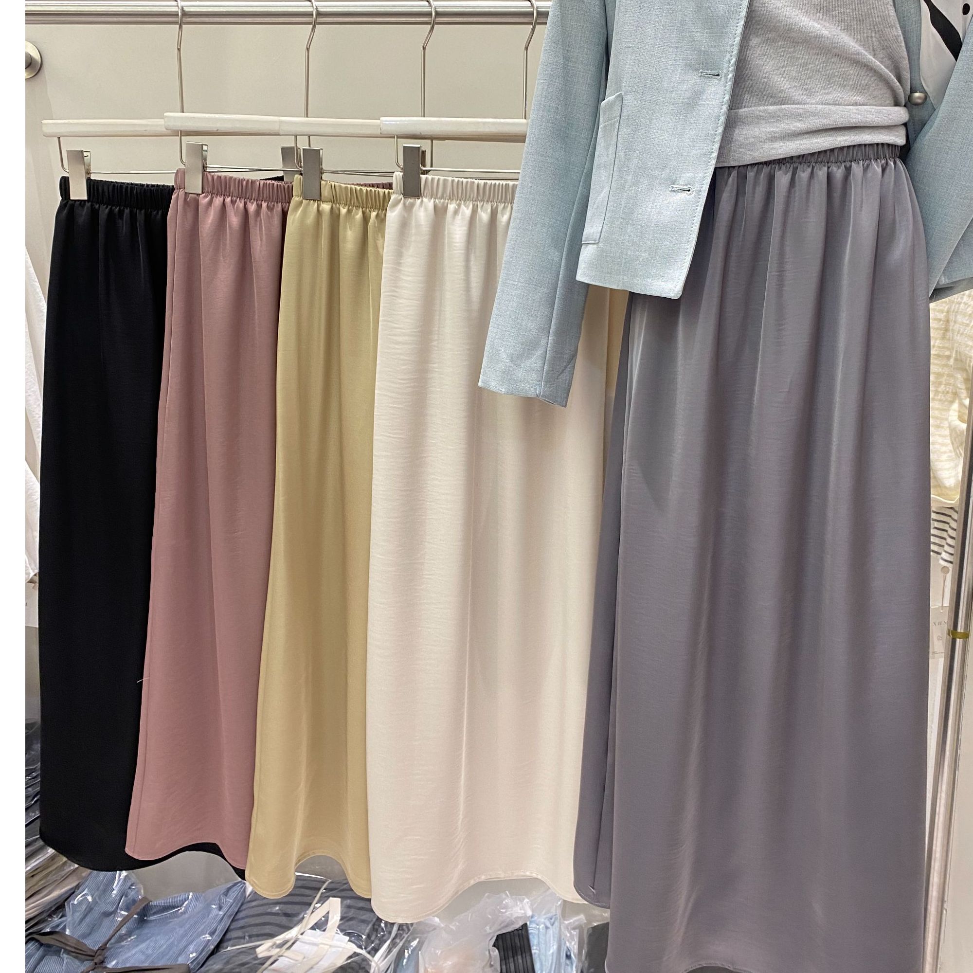 醋酸缎面半身裙春季垂感到脚踝长裙显瘦a字裙