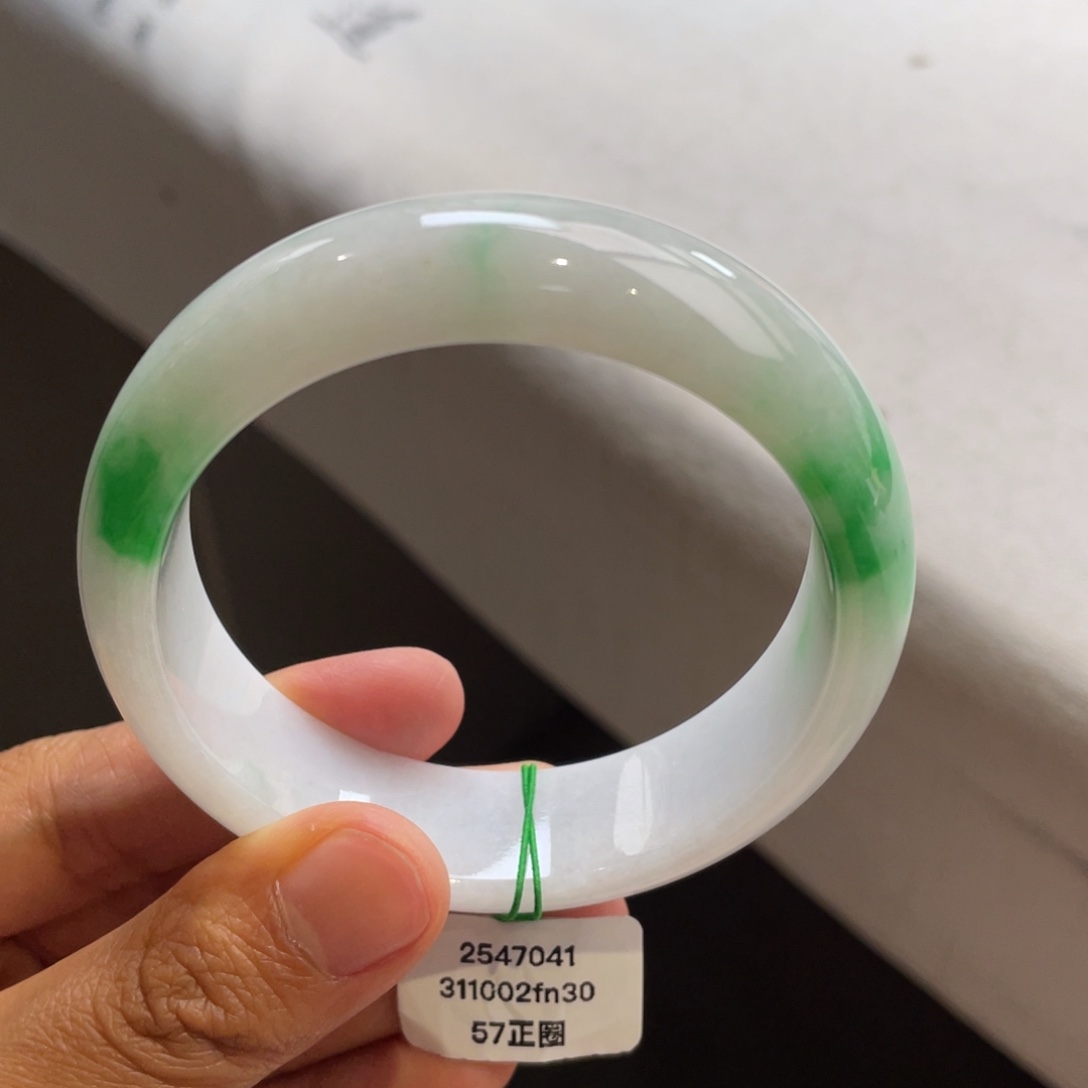 翡翠未镶嵌手镯白底青轮胎手镯