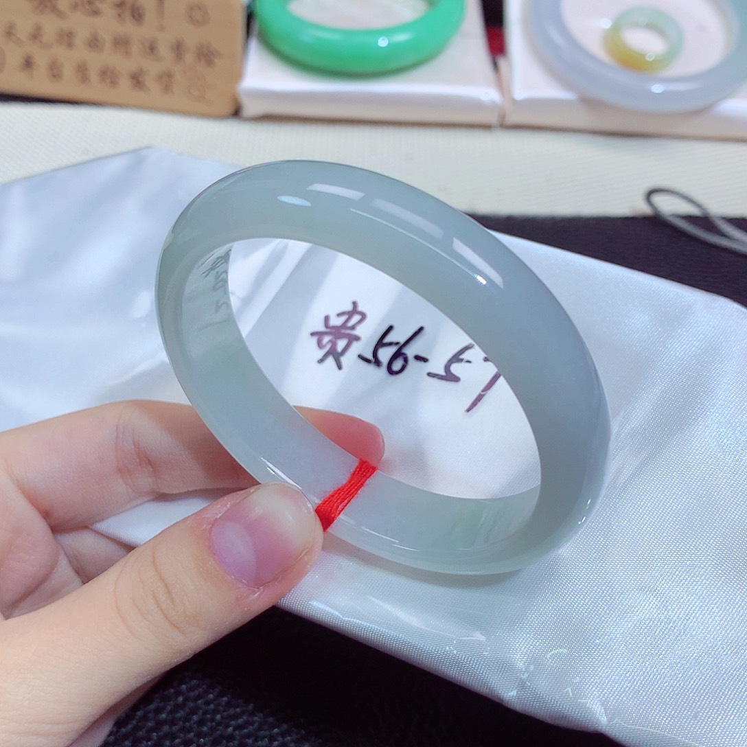 翡翠未镶嵌手镯1288