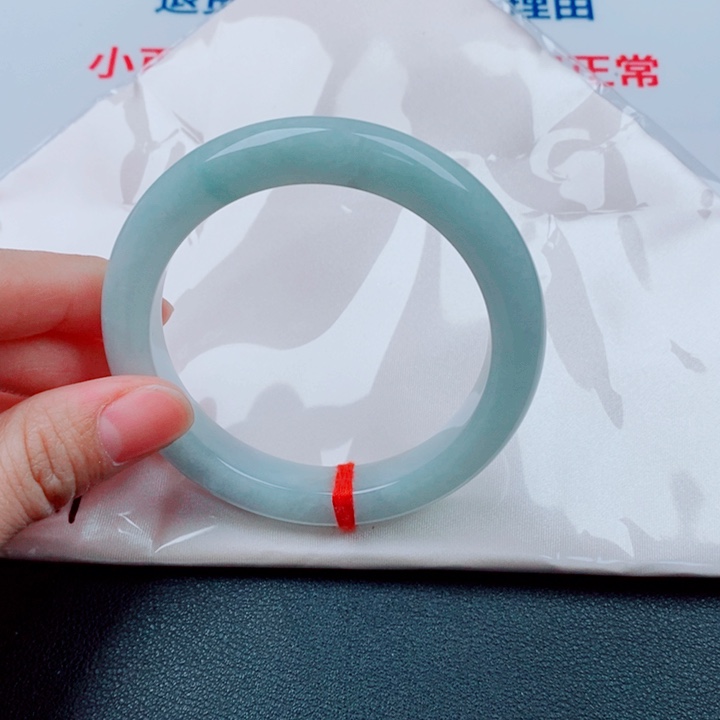 随***去翡翠未镶嵌手镯天然A货翡翠手镯