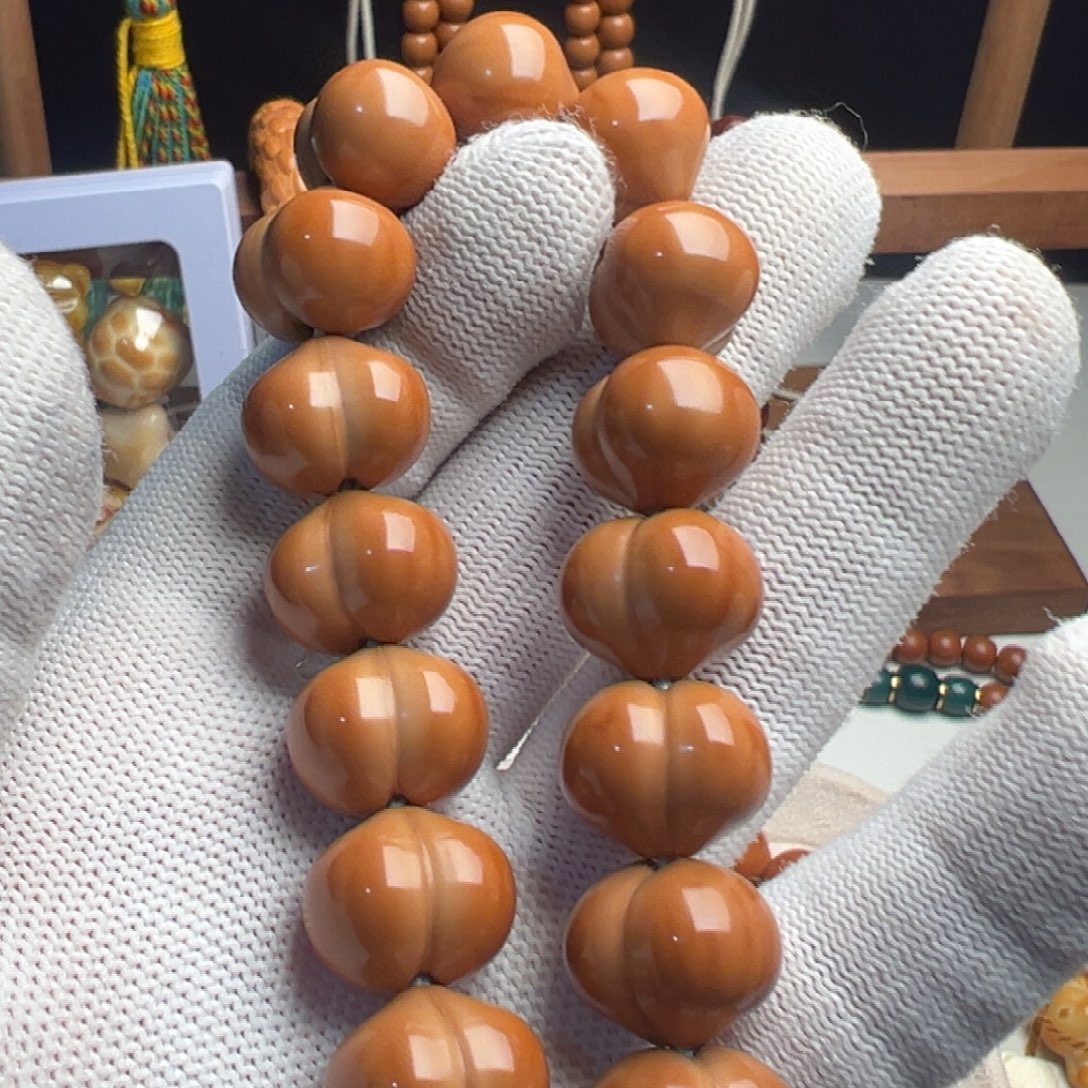 悄***眯猴头核桃手串猴头