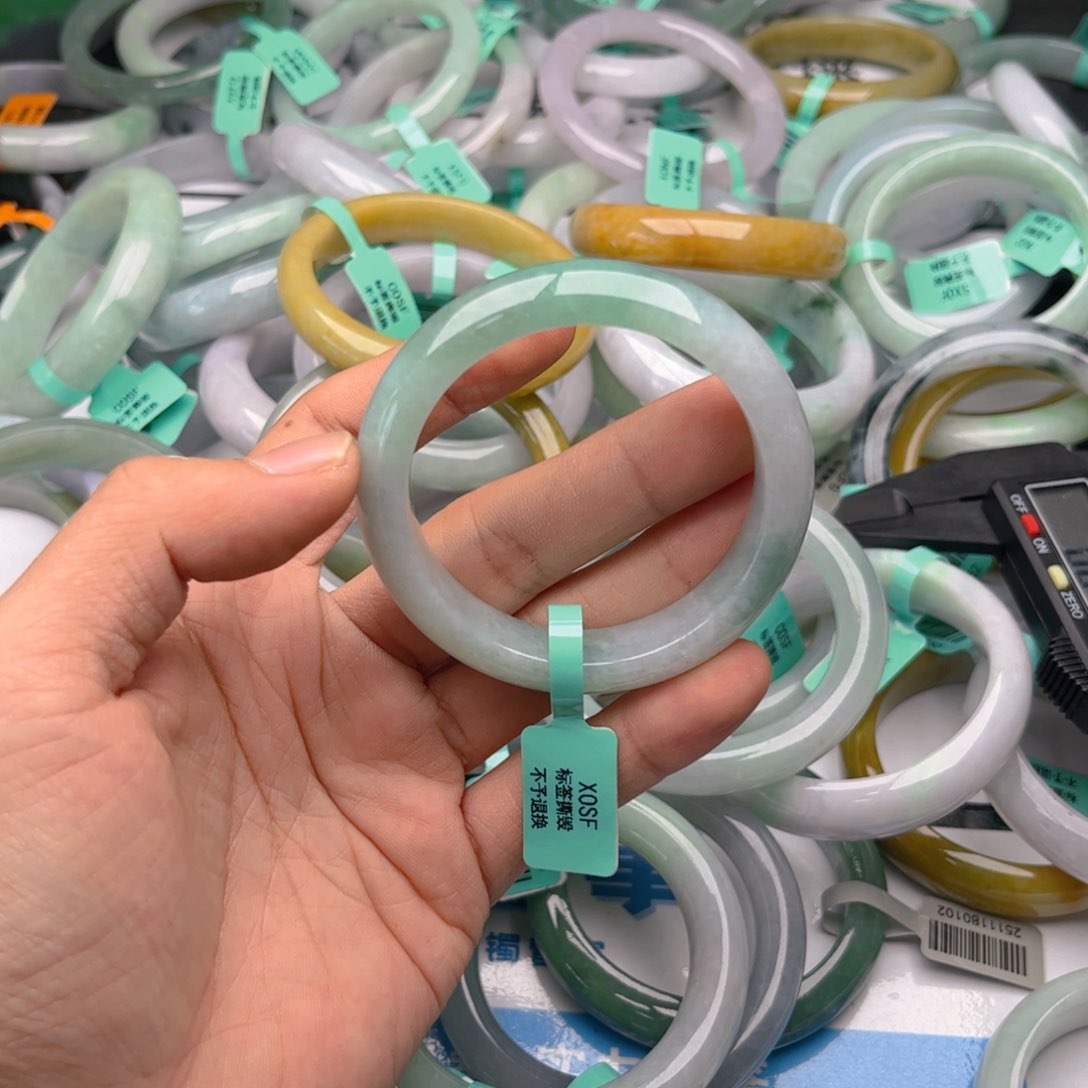 未镶嵌手镯翡翠5253. 109