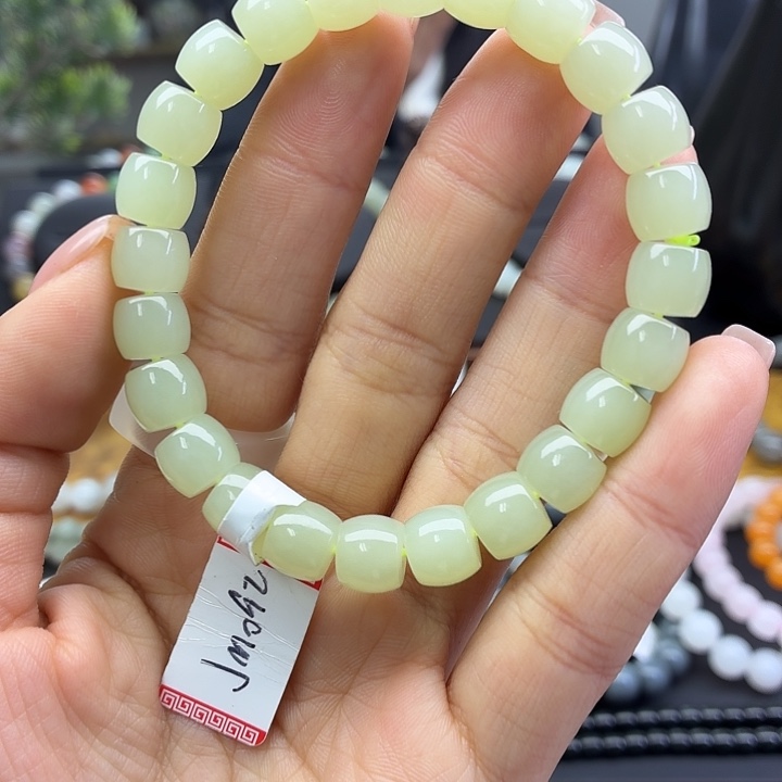 和田玉未镶嵌手串