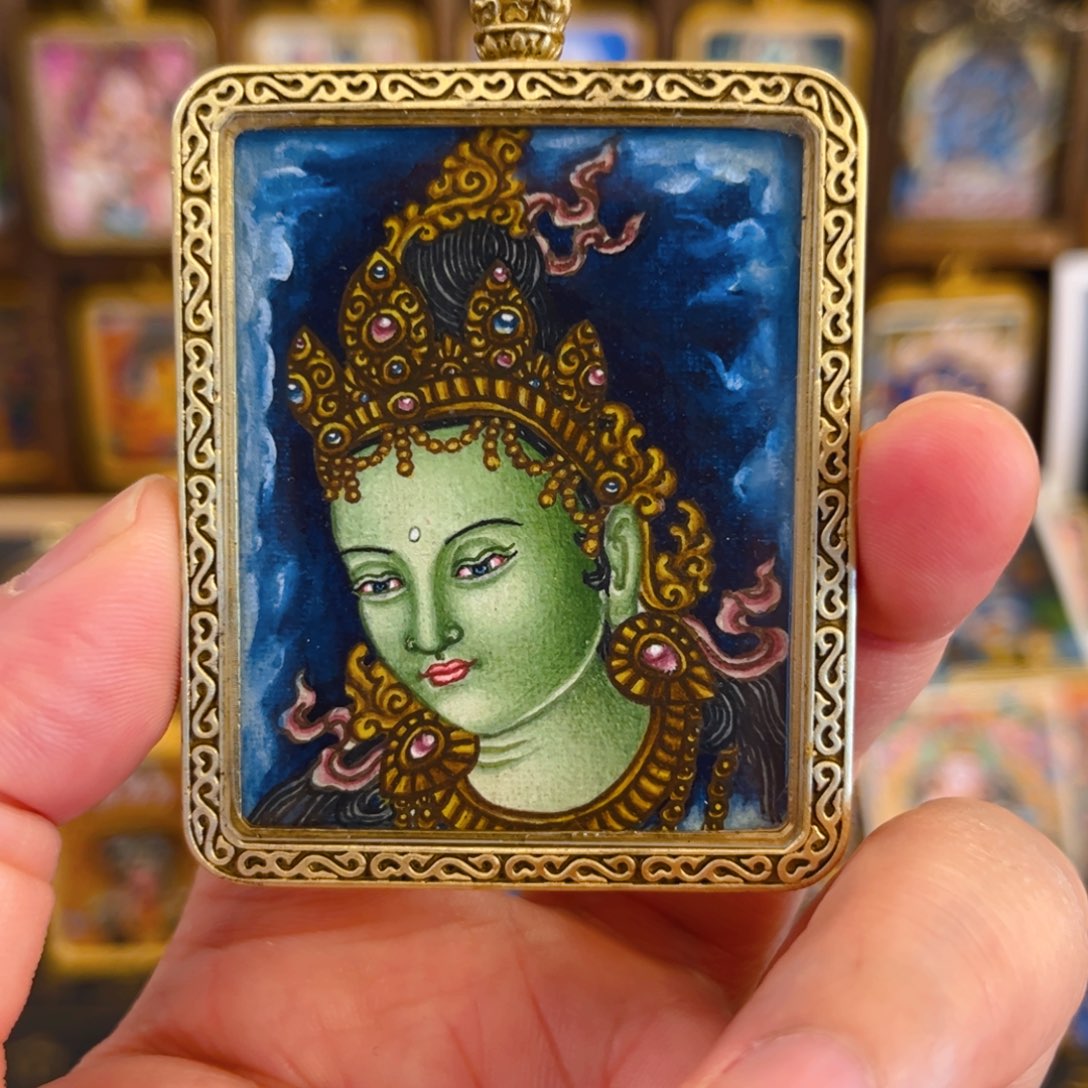 吊坠纽瓦力手绘绿妈妈