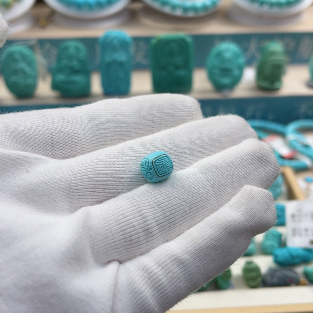 绿松石珠宝奇石未镶嵌