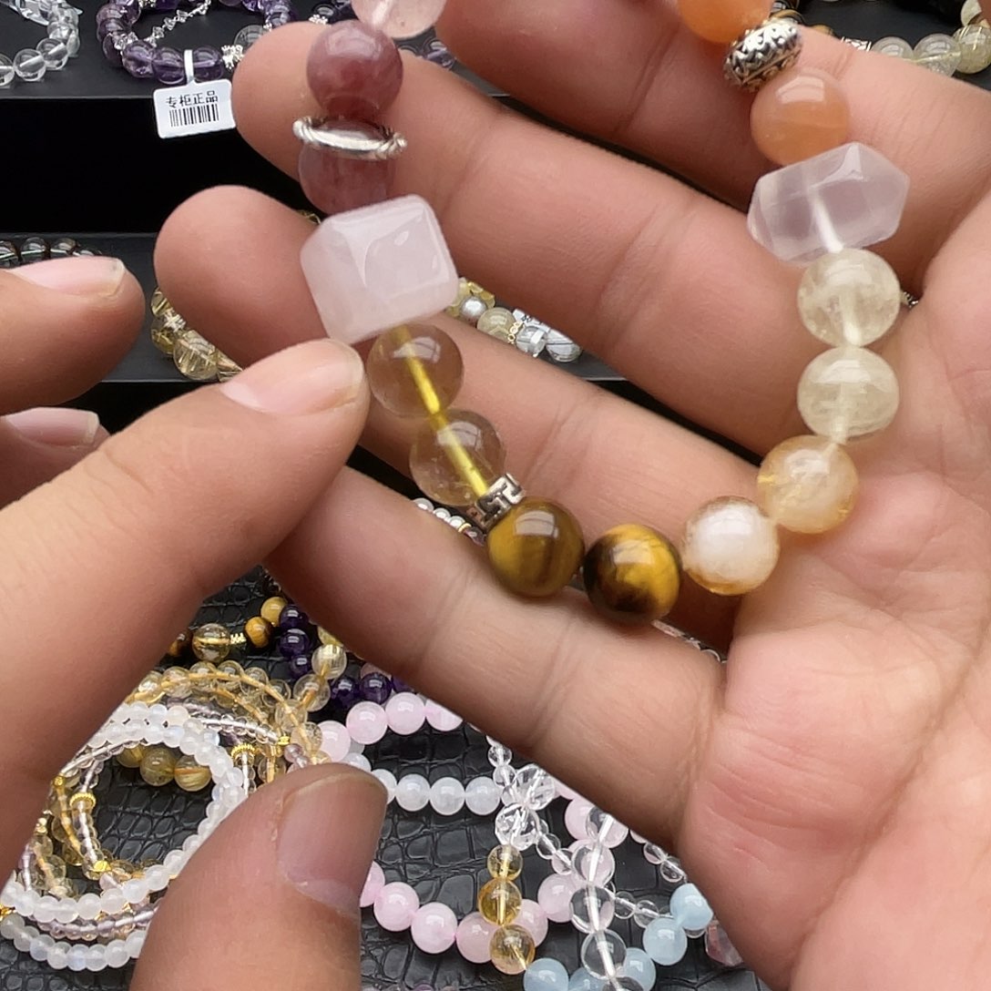 水晶手链未镶嵌黄塔晶红胶花