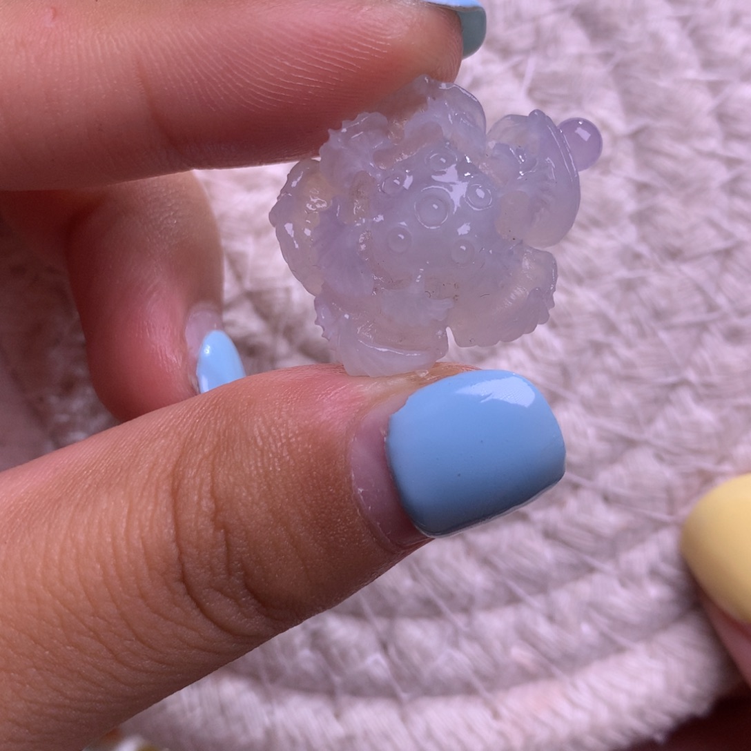 定制翡翠未镶嵌莲花