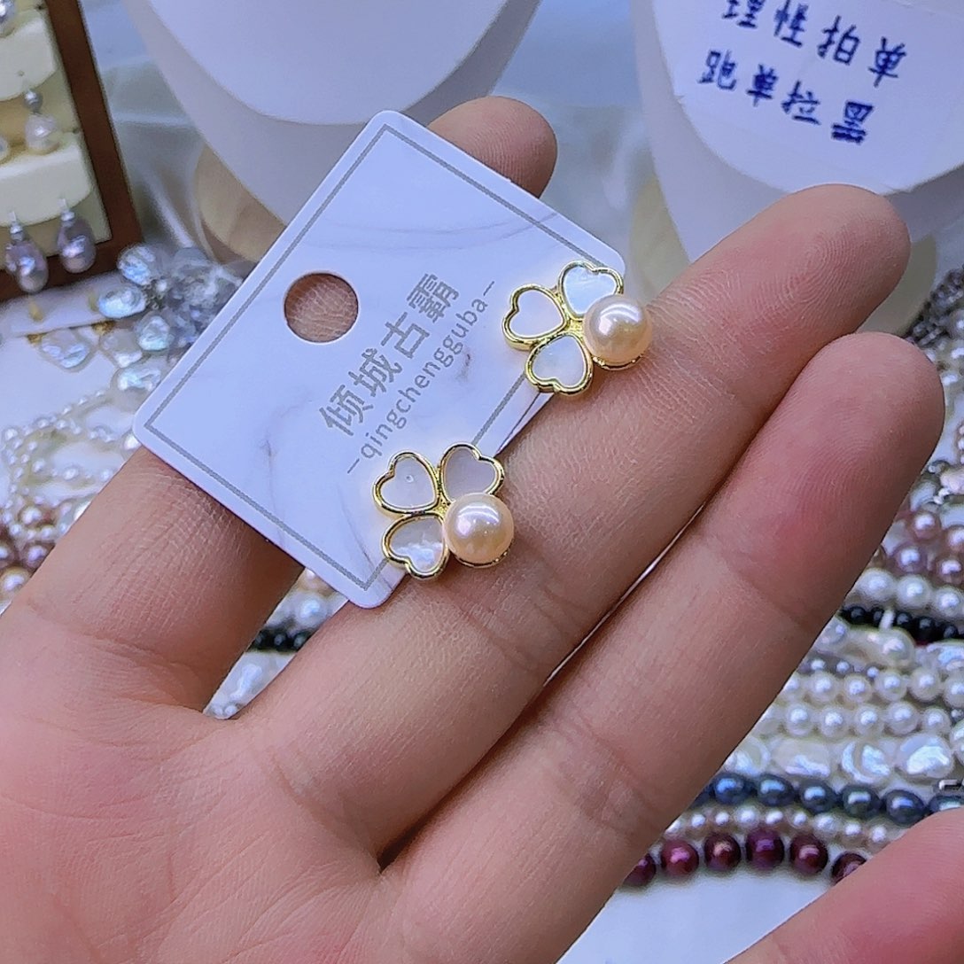 银S925镶嵌136淡水珍珠