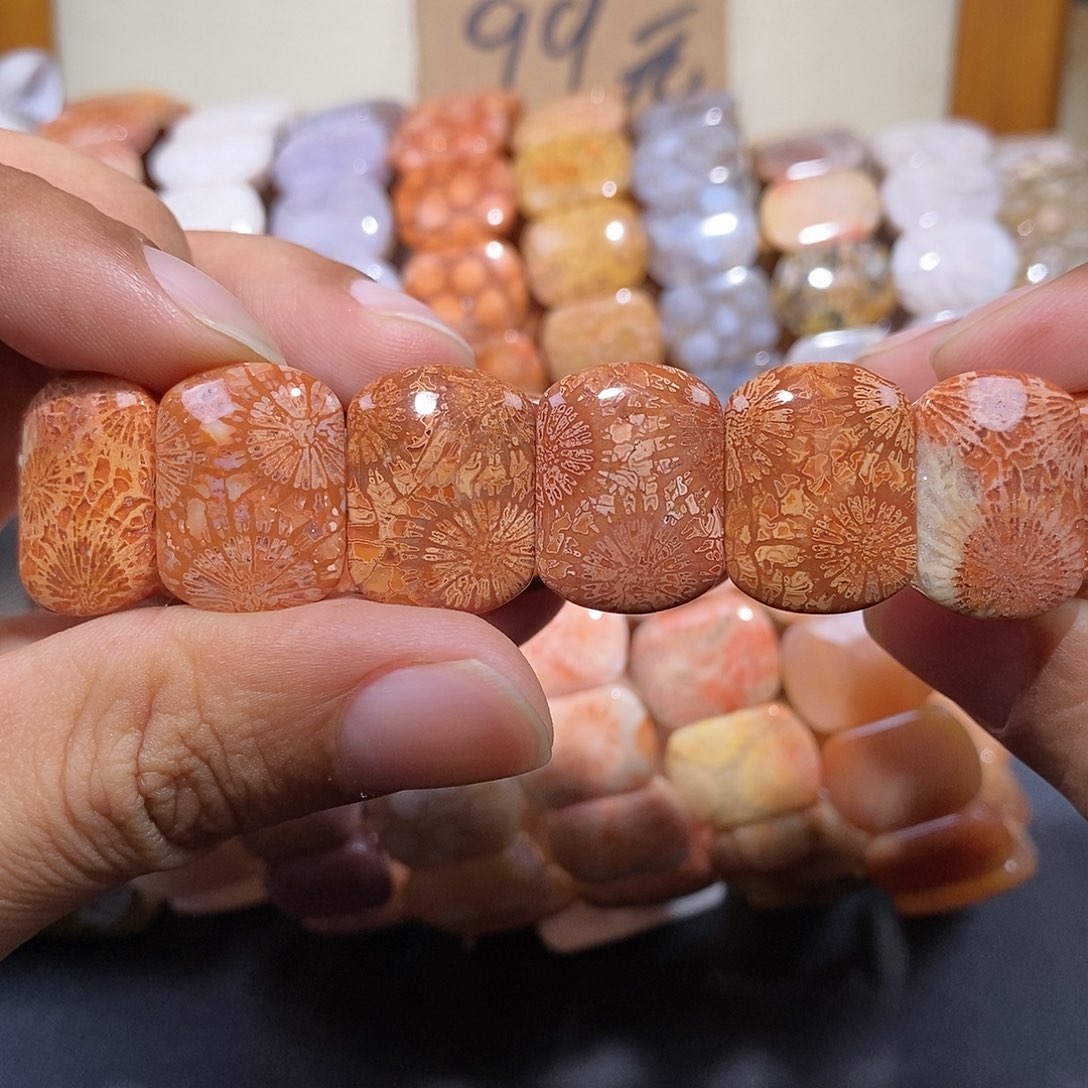 硅化珊瑚（珊瑚玉）手串未镶嵌红色大烟花10