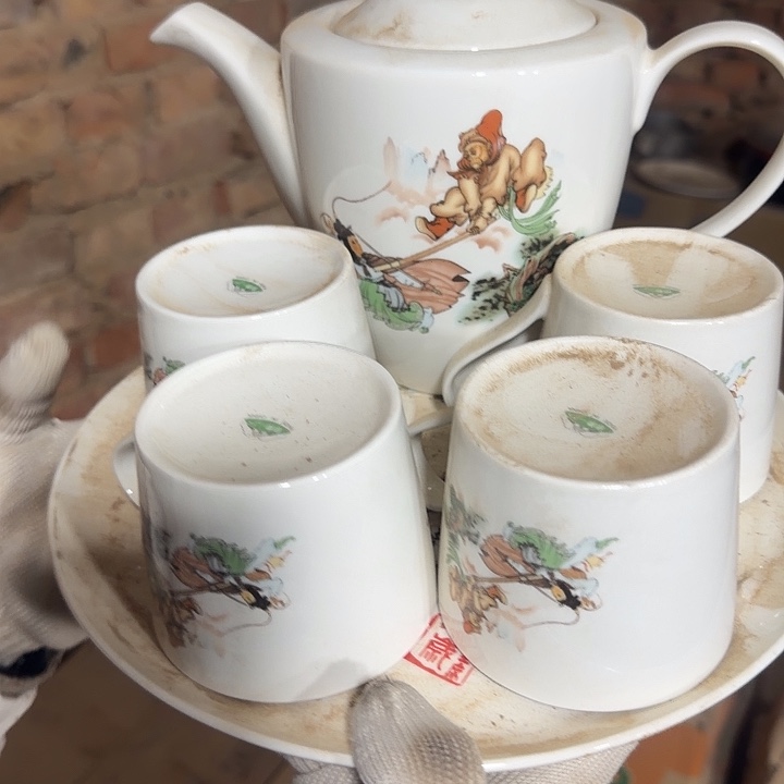 库存微瑕单孔水壶一套