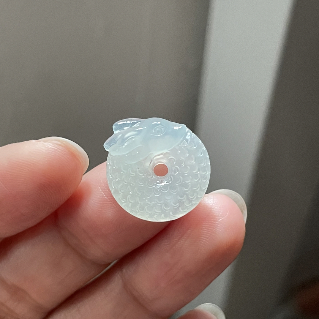 天然翡翠自然光实拍毛货冰透龙圈可手牌吊坠多用款
