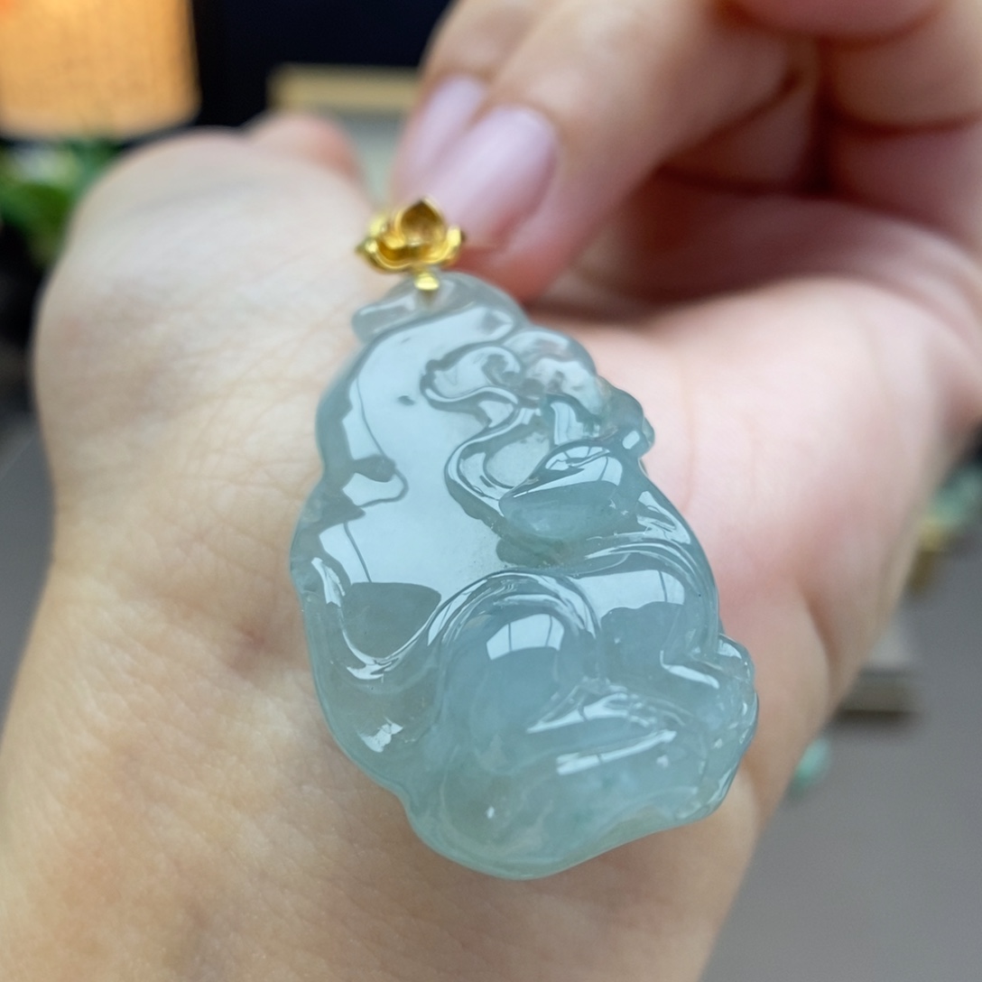 翡翠18K金镶嵌颈饰吊坠23