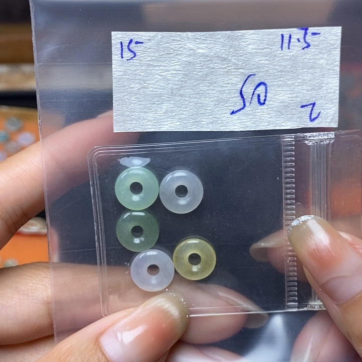 定制翡翠未镶嵌不退