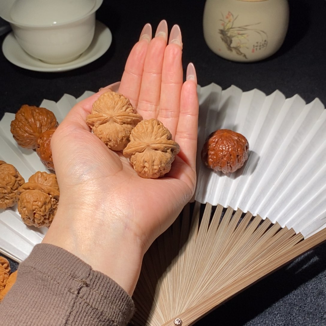 文玩核桃吊坠对*对元宝38