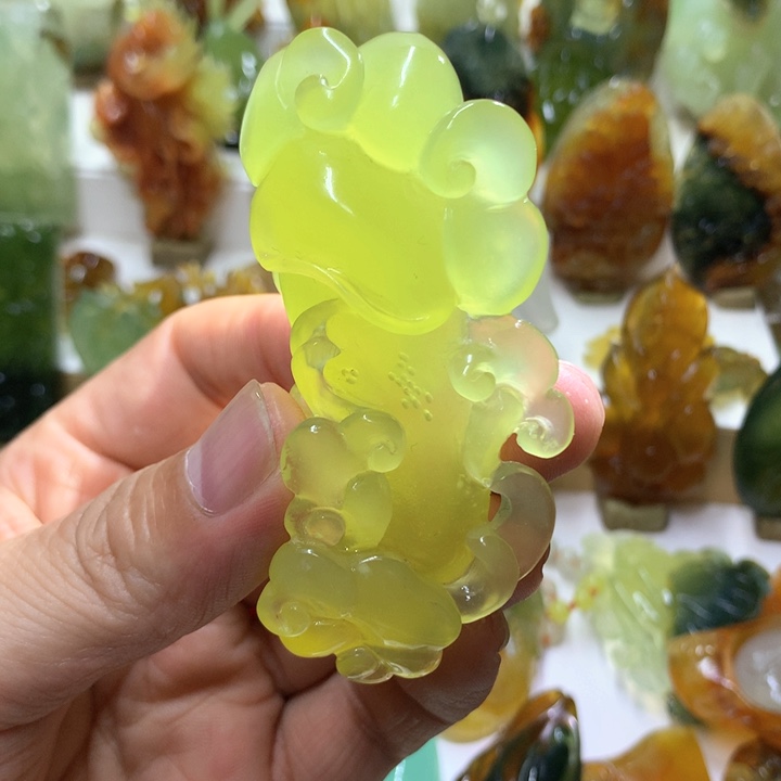 蛇纹石玉珠宝半成品未镶嵌